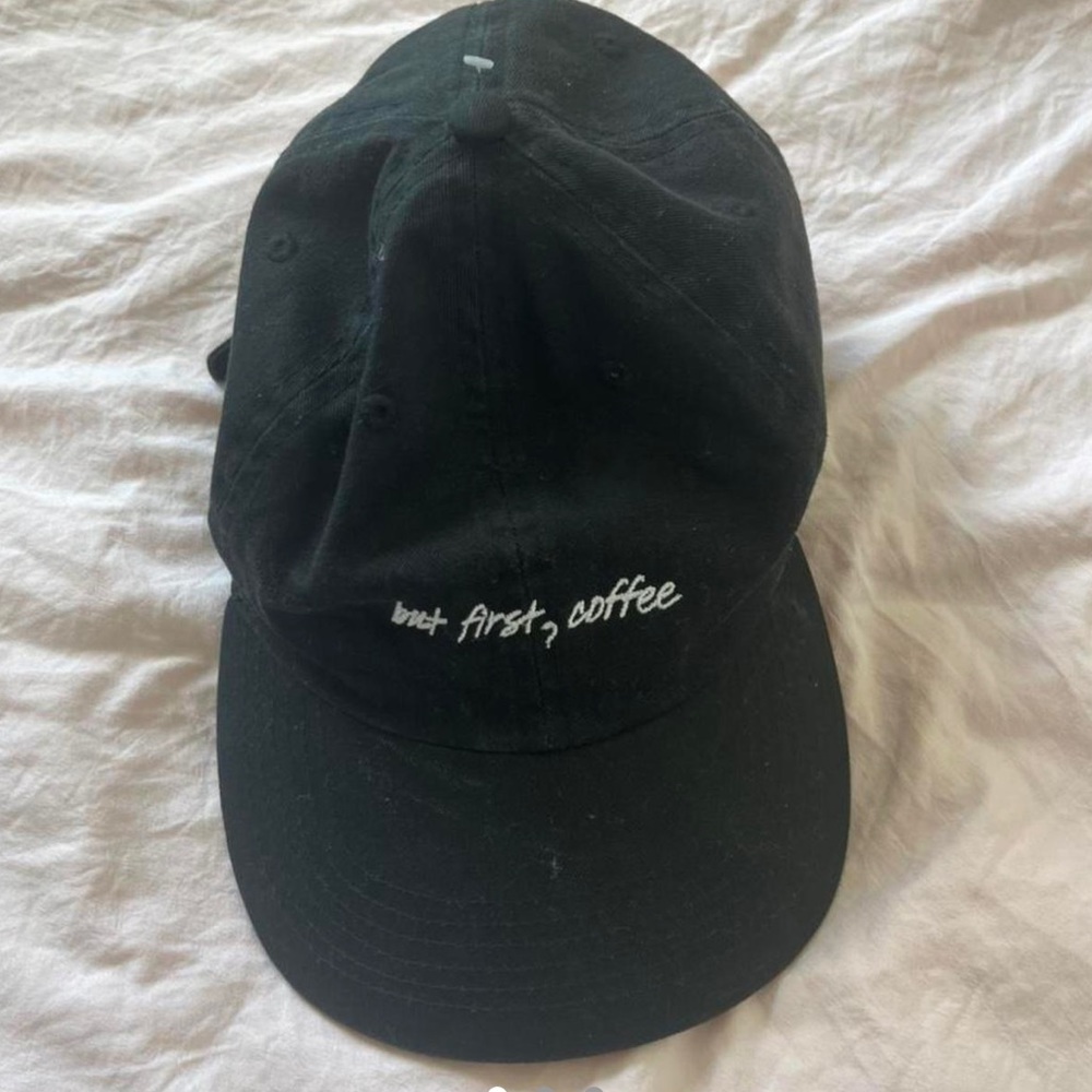 Black baseball cap